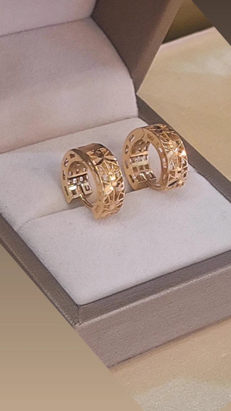 Zlatne kružne minđuše filigran